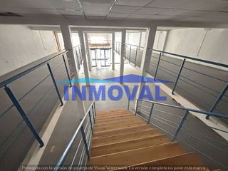 Local comercial en alquiler en Valdepeñas