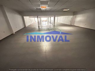 Local comercial en alquiler en Valdepeñas