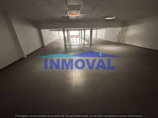 Local comercial en alquiler en Valdepeñas
