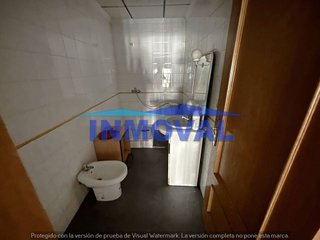 Local comercial en alquiler en Valdepeñas