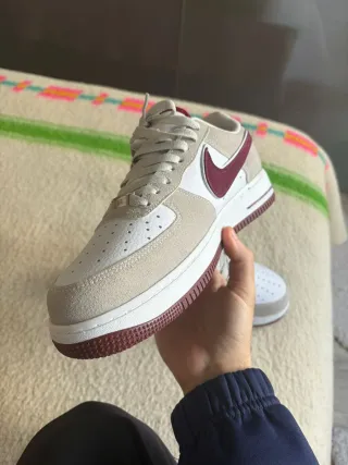 Zapatillas Nike Air Force 1 Beige/Rojo