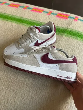 Zapatillas Nike Air Force 1 Beige/Rojo