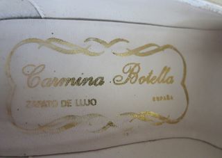 Zapatos Carmina Botella en color marfil. Talla 37