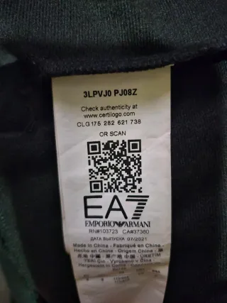 Chaqueta EA7 Emporio Armani Negra y Gris