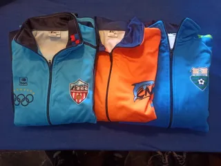 Conjunto Chándal Azul y Naranja Talla S.M. L