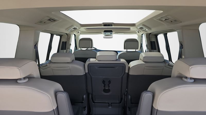 Volkswagen Multivan 2025, foto 12