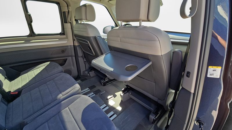 Volkswagen Multivan 2025, foto 19