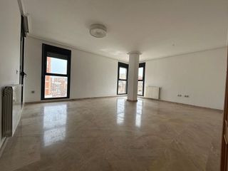 Piso en alquiler en Ciutat de les Arts i les Ciències en Valencia