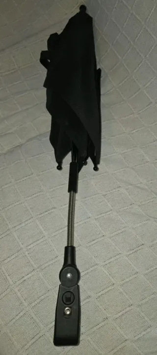 Sombrilla para bebé negra