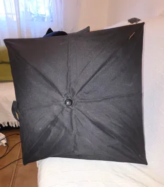 Sombrilla para bebé negra