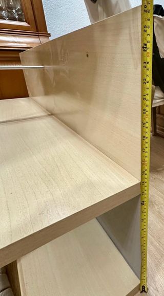 Estantería madera y metal minimalista