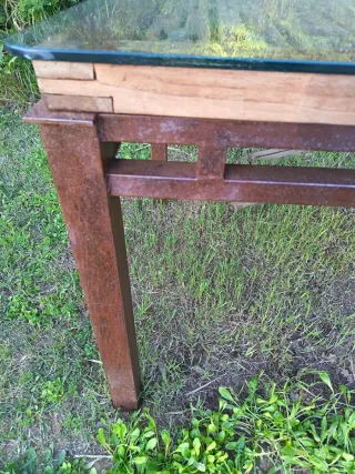 Mesa rústica madera y cristal