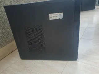 Ordenador de  Sobremesa  Negro