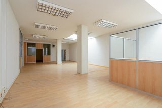 Local comercial en venta en El Llano en Gijón