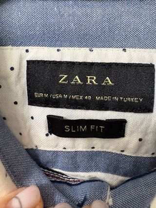 Camisa blanca con puntos