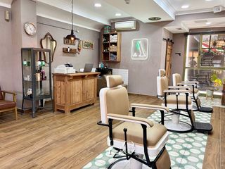 Local comercial en alquiler en Monteclaro en Pozuelo de Alarcón