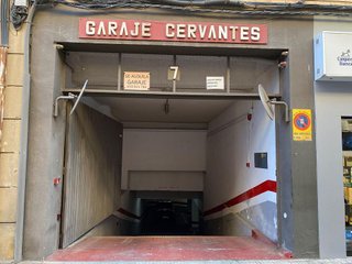 Garaje en alquiler en Santiago en Huesca