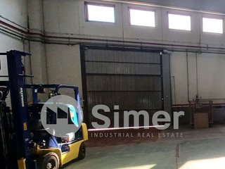 Nave industrial en alquiler en Palau-solità i Plegamans