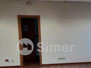 Nave industrial en alquiler en Palau-solità i Plegamans