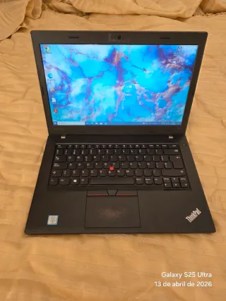 Portátil Lenovo ThinkPad Negro