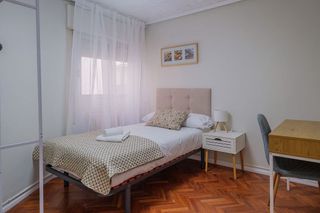 Piso en alquiler en San José en Zaragoza