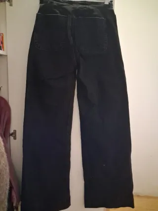 Pantalón negro ancho Stradivarius