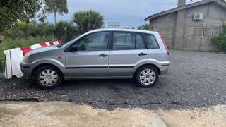 Ford Fusion 2004