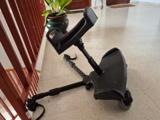 Patinete universal para cochecito BBest