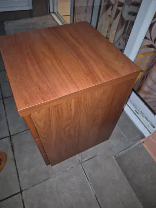 Mesita de noche 40x41x56