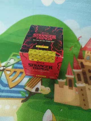 Stranger Things 36 Sobres Panini