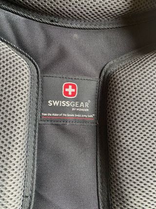 Mochila Swissgear Negra y Gris Unisex