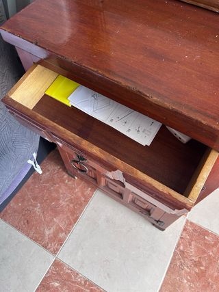 Mueble de entrada con espejo