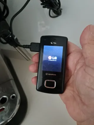 Teléfono Móvil LG KU800 Vodafone Vintage