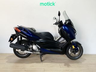 YAMAHA XMAX 125