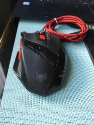 Ratón Gaming Negro y Rojo