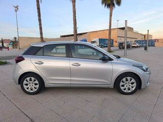 HYUNDAI i20 1.2 MPI 62kW 85CV Essence