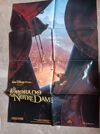 Cartel El Jorobado de Notre Dame Disney