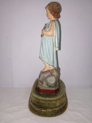 Niño Jesús estuco Olot Artes Religiosas