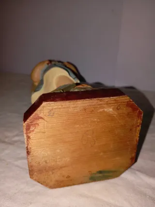 Niño Jesús estuco Olot Artes Religiosas