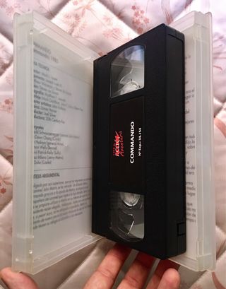 *Commando (1985) | VHS | Caja Pequeña