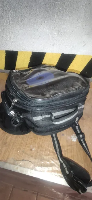 Mochila sobredepósito moto negra