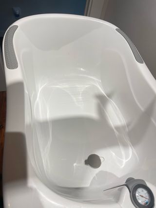 Bañera Olmitos con soporte alto plegable