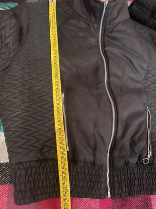 Giubbino nero modello bomber tg. 46 - Motivi