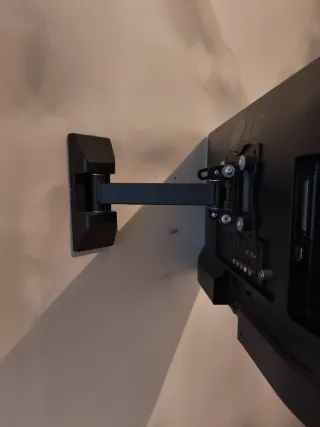 Televisor LG 21 + Soporte Pared