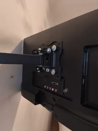 Televisor LG 21 + Soporte Pared