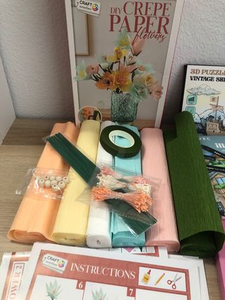 Lote Manualidades: Puzzle, Bordado y Flores