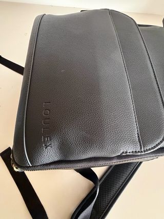 Mochila cámara marca Loulex Negro