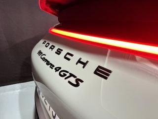 Porsche 911 4 GTS