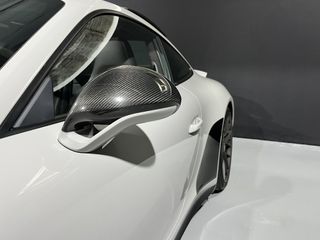 Porsche 911 4 GTS