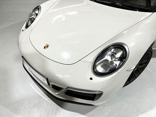 Porsche 911 4 GTS
